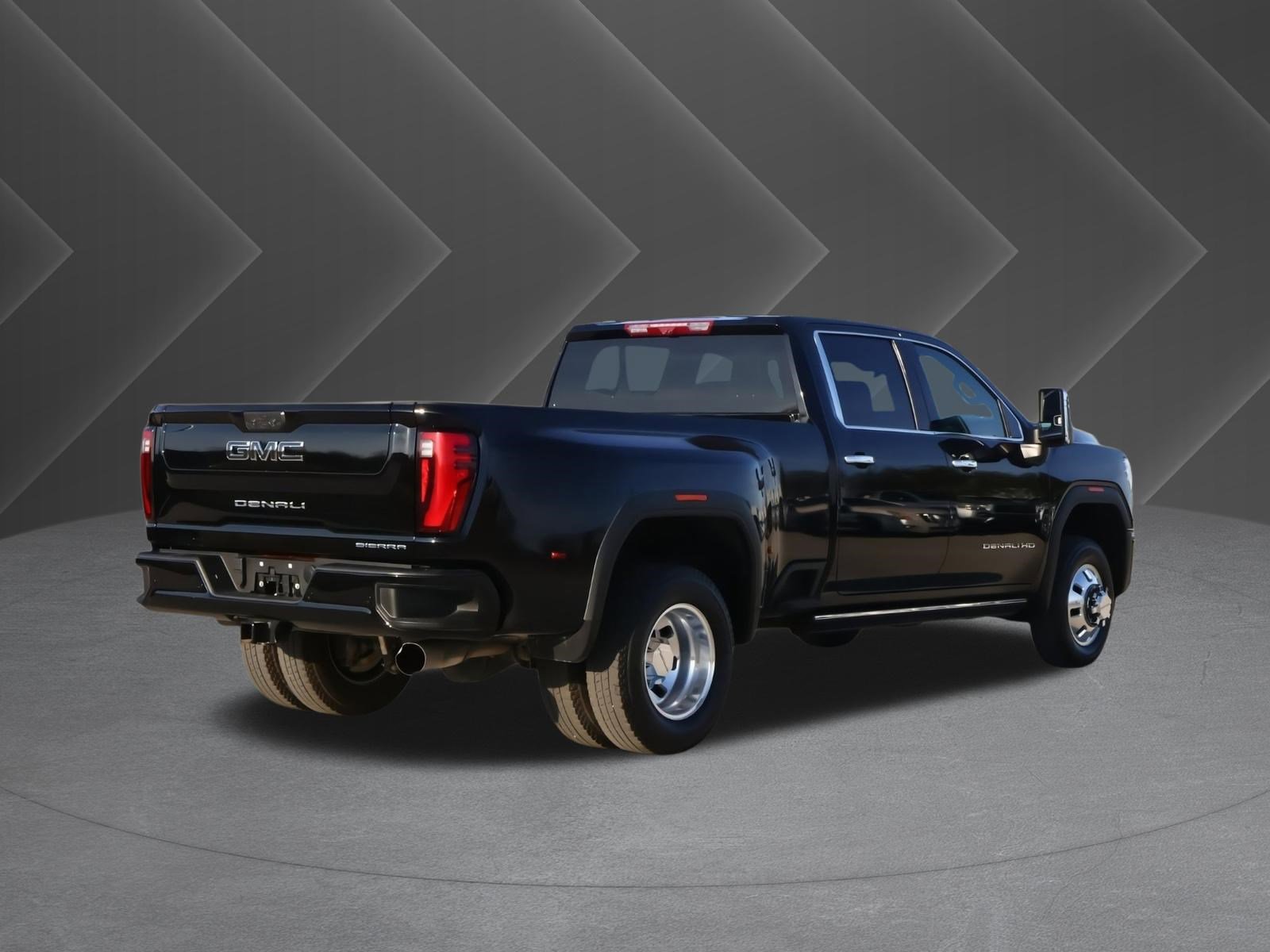 Used 2024 GMC Sierra 3500 Denali Ultimate image 5