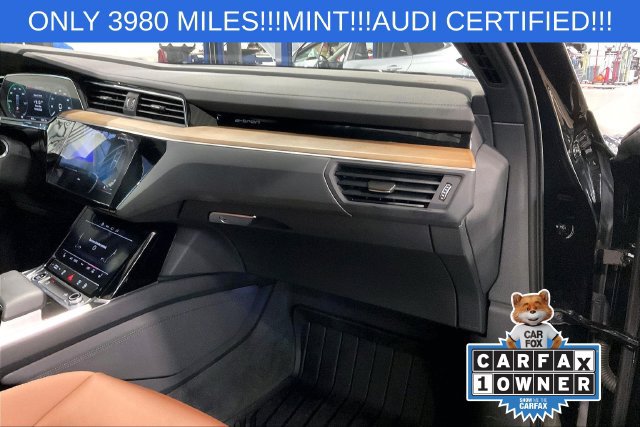 Certified 2024 Audi Q8 e-tron Premium Plus AWD/4WD image 16