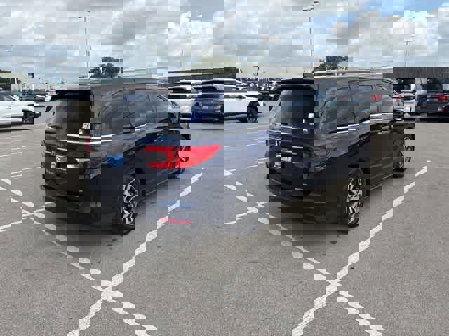Used 2021 Honda Odyssey Touring image 5