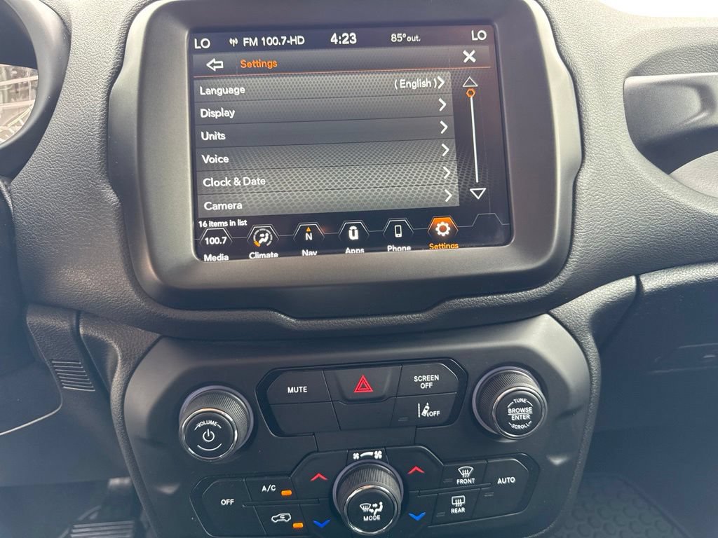 Used 2023 Jeep Renegade Altitude AWD/4WD image 30