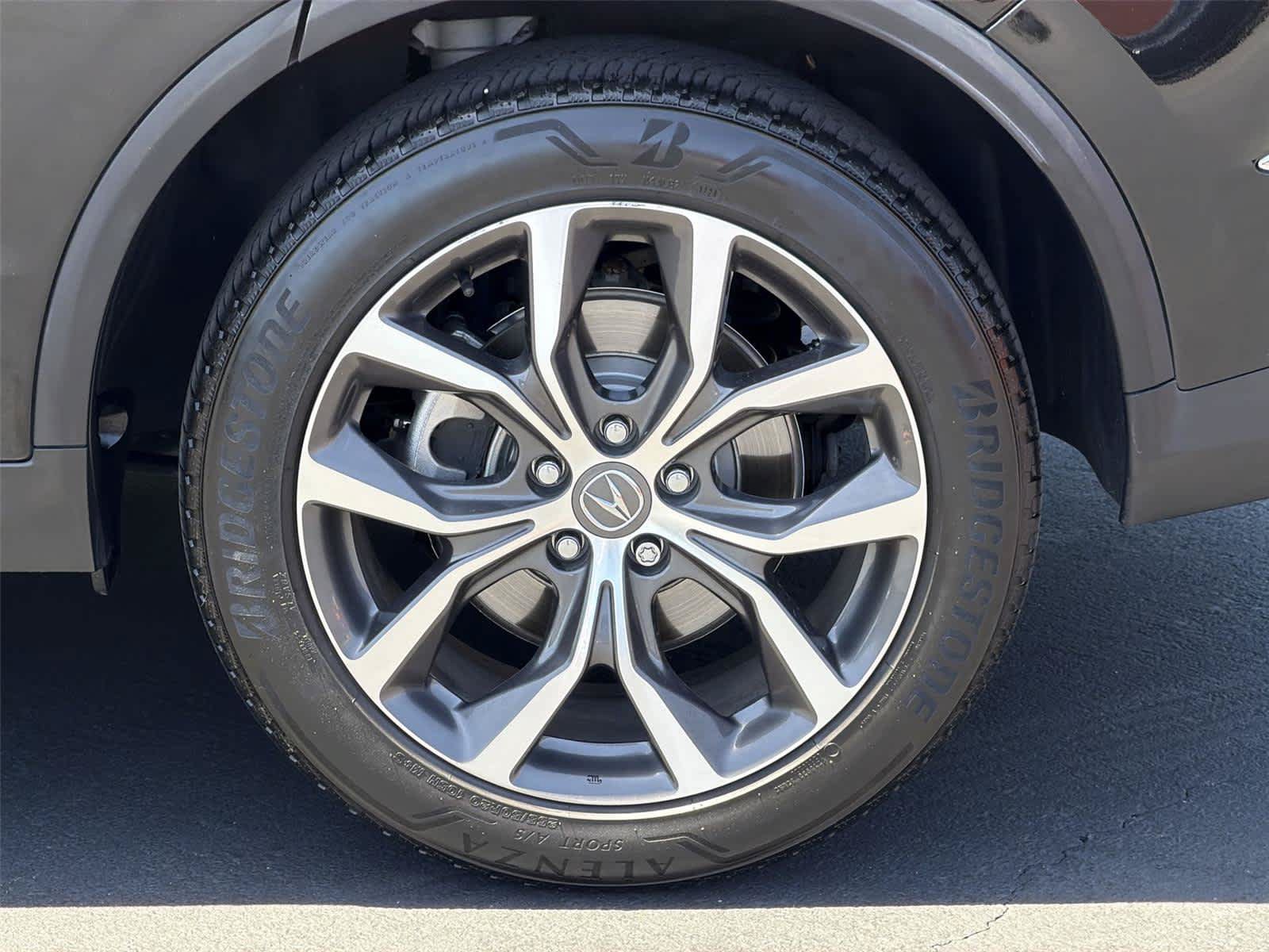 Certified 2024 Acura MDX w/ Technology Package FWD image 9