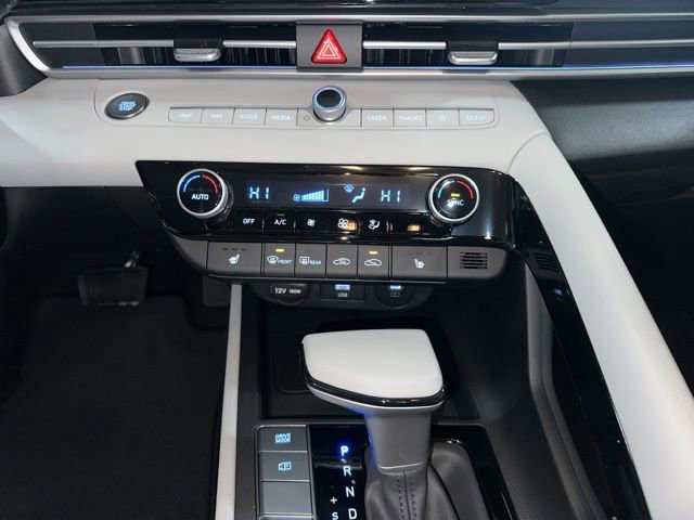New 2026 Hyundai Elantra Limited image 22