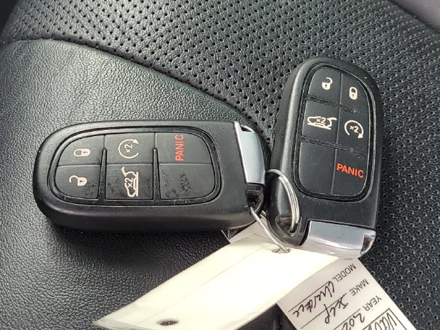 Used 2020 Jeep Cherokee Limited AWD/4WD image 21