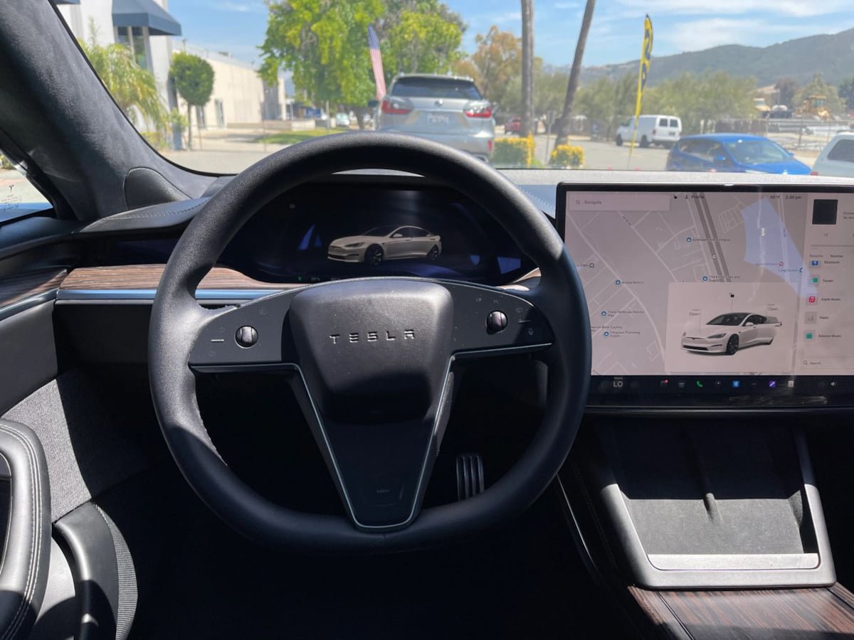 Used 2024 Tesla Model S AWD/4WD image 9