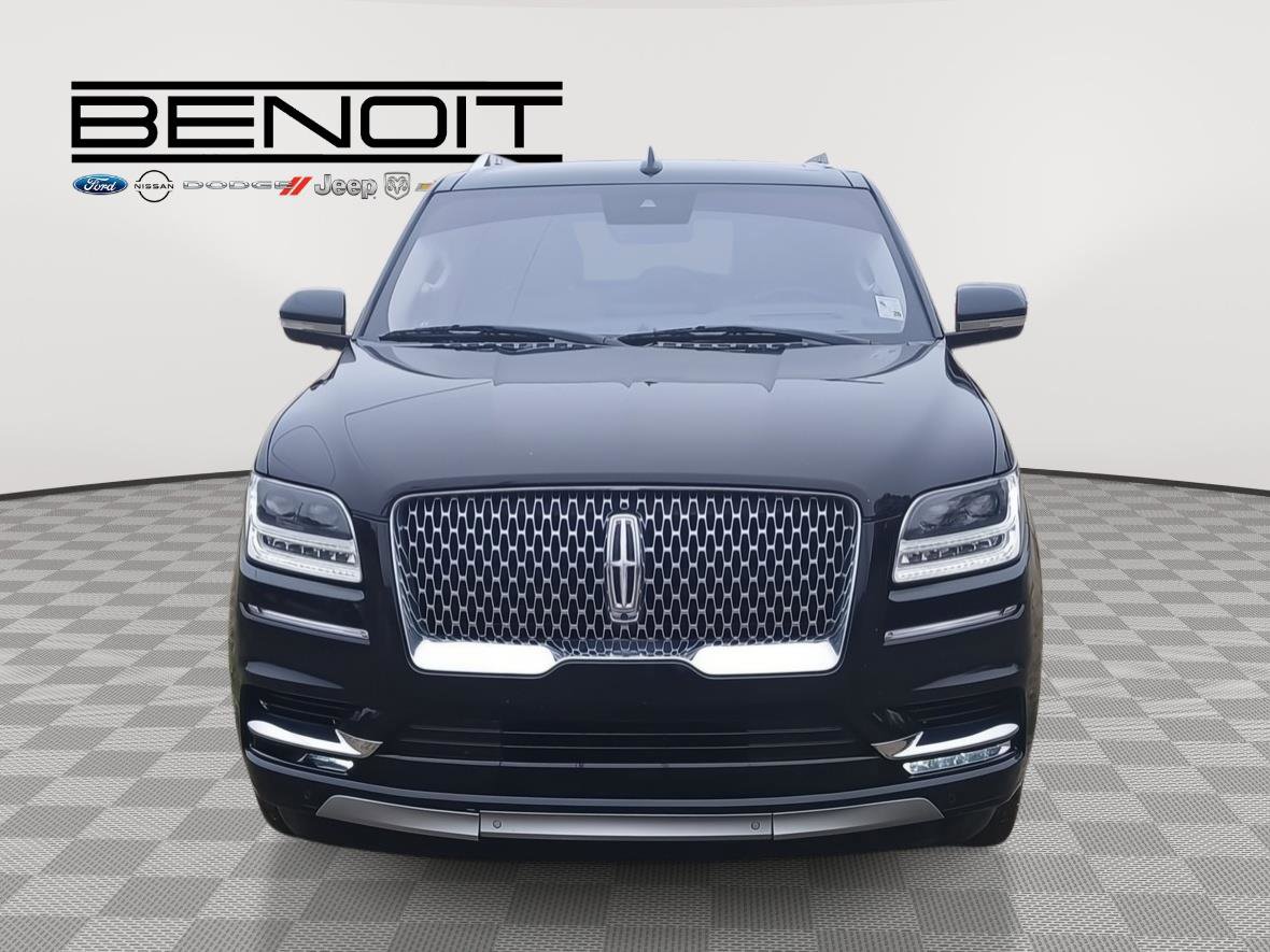 Used 2019 Lincoln Navigator Reserve image 2