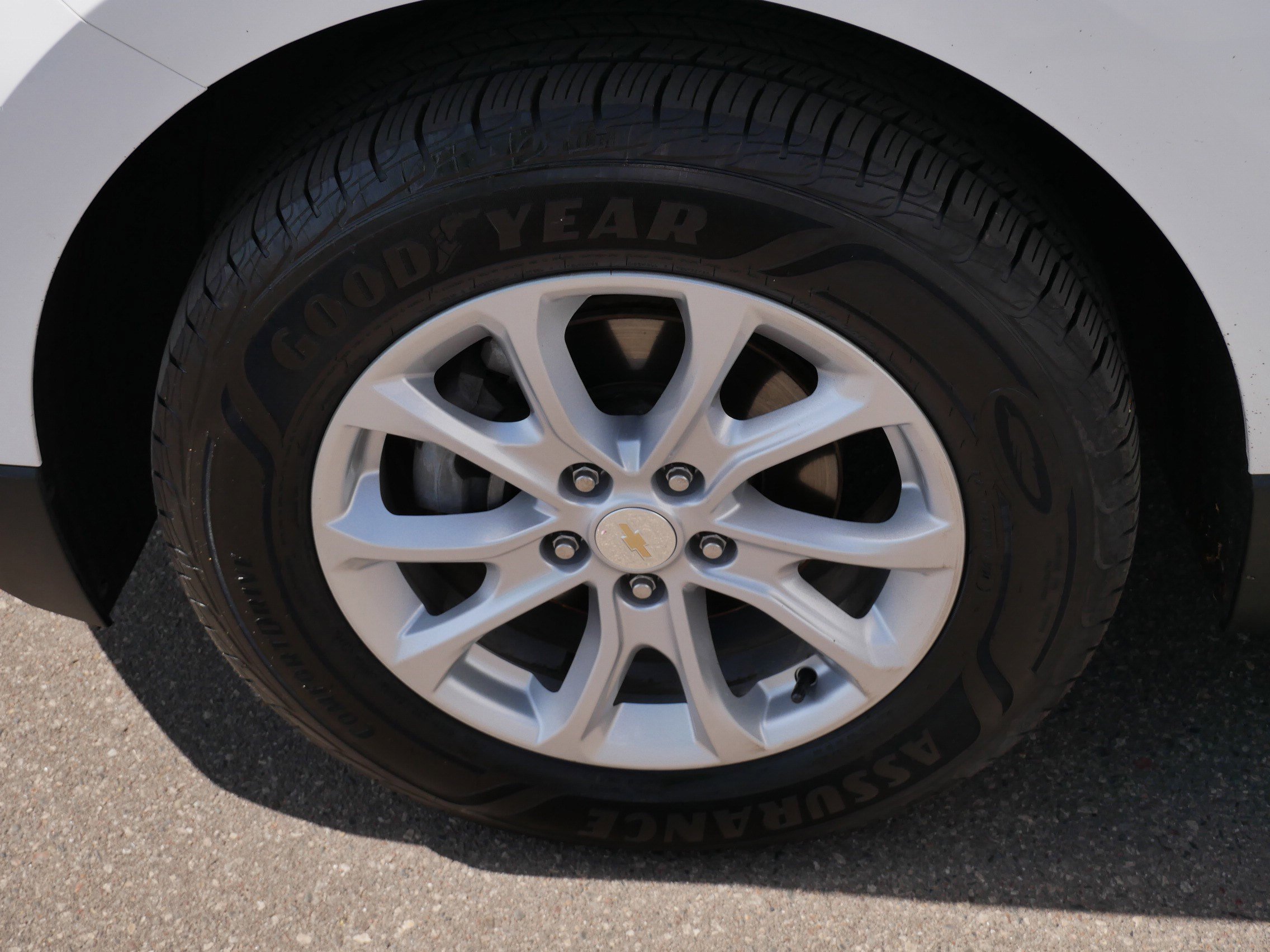 Used 2019 Chevrolet Equinox LT AWD/4WD image 15