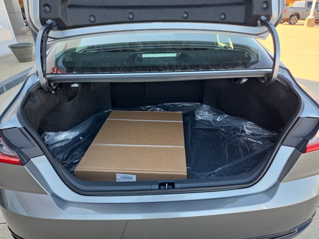 New 2026 Toyota Camry XLE AWD/4WD image 16