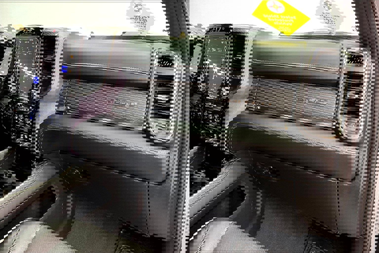 Used 2020 RAM 3500 Limited image 15