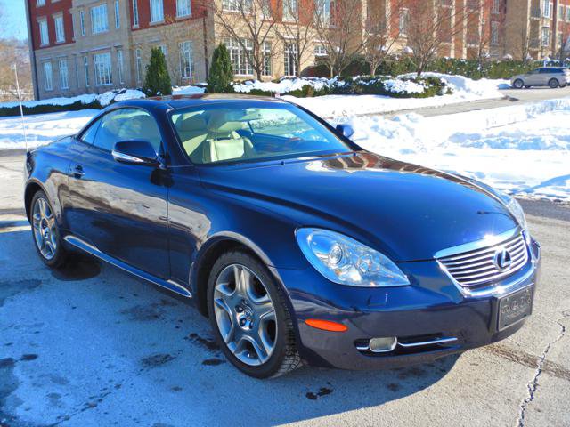 Used 2009 Lexus SC 430 Convertible image 3