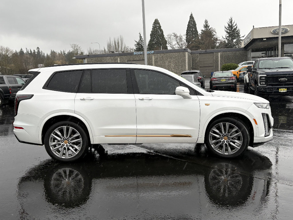 Used 2020 Cadillac XT6 Sport w/ Platinum Package image 5