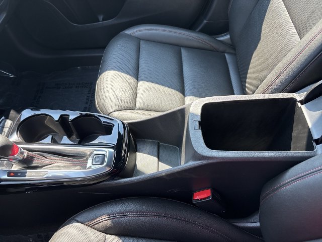 Used 2025 Chevrolet Trax RS w/ Sunroof Package FWD image 23