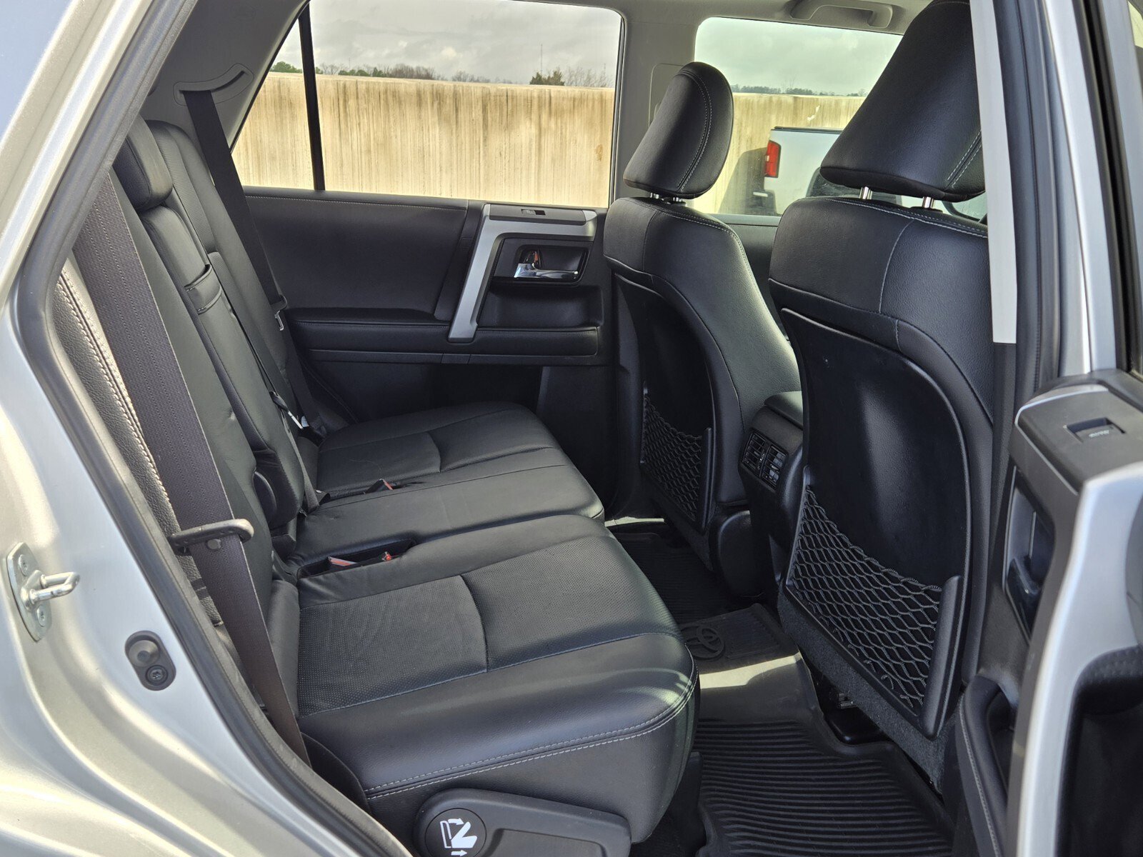 Used 2022 Toyota 4Runner Limited image 11