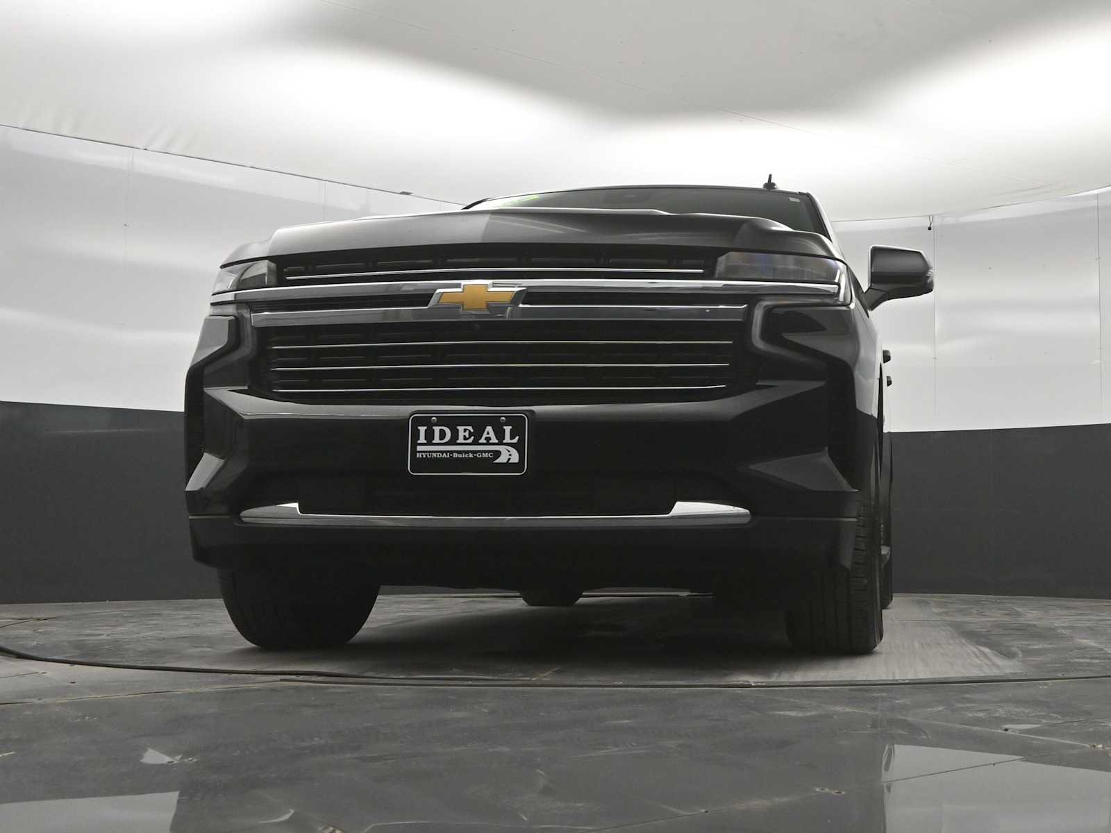 Used 2023 Chevrolet Tahoe LT w/ Luxury Package AWD/4WD image 34