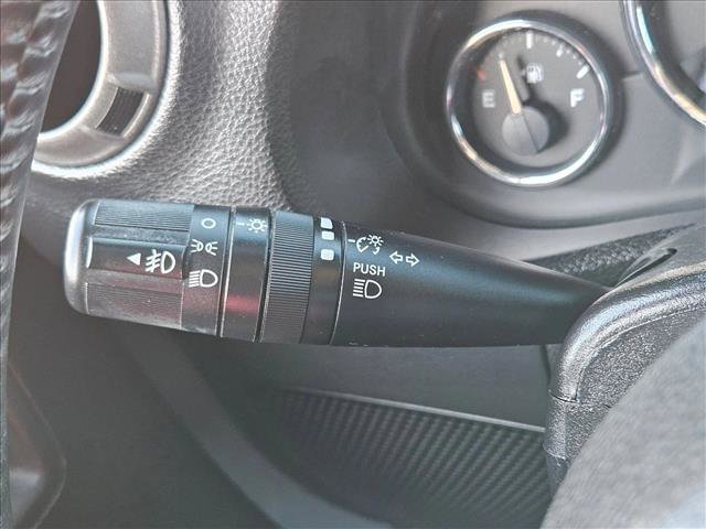 Used 2015 Jeep Wrangler Unlimited Sport w/ Connectivity Group AWD/4WD image 15