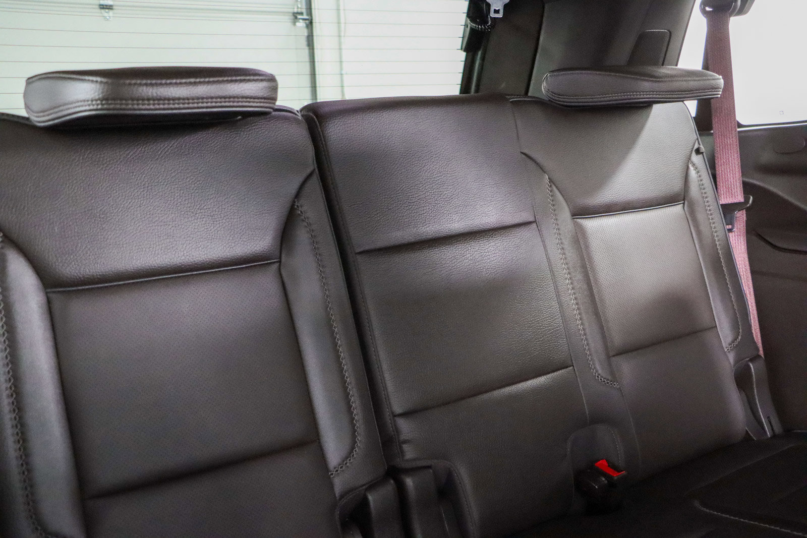 Used 2021 GMC Yukon Denali w/ Denali Premium Package image 34