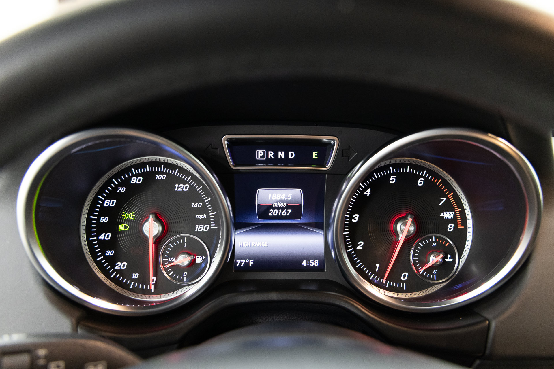 Used 2018 Mercedes-Benz G 550 Squared image 17