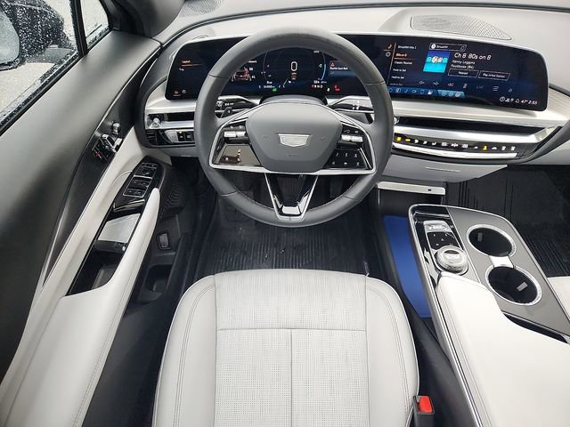 Certified 2024 Cadillac Lyriq Luxury image 11