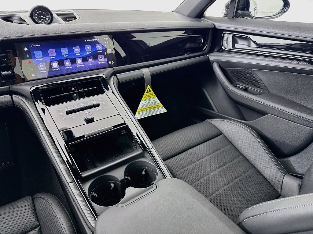 New 2026 Porsche Panamera RWD image 26