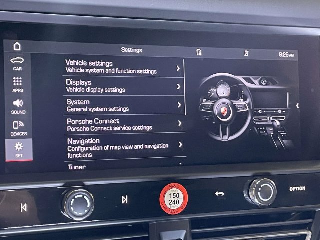 Certified 2026 Porsche Macan Turbo AWD/4WD image 33