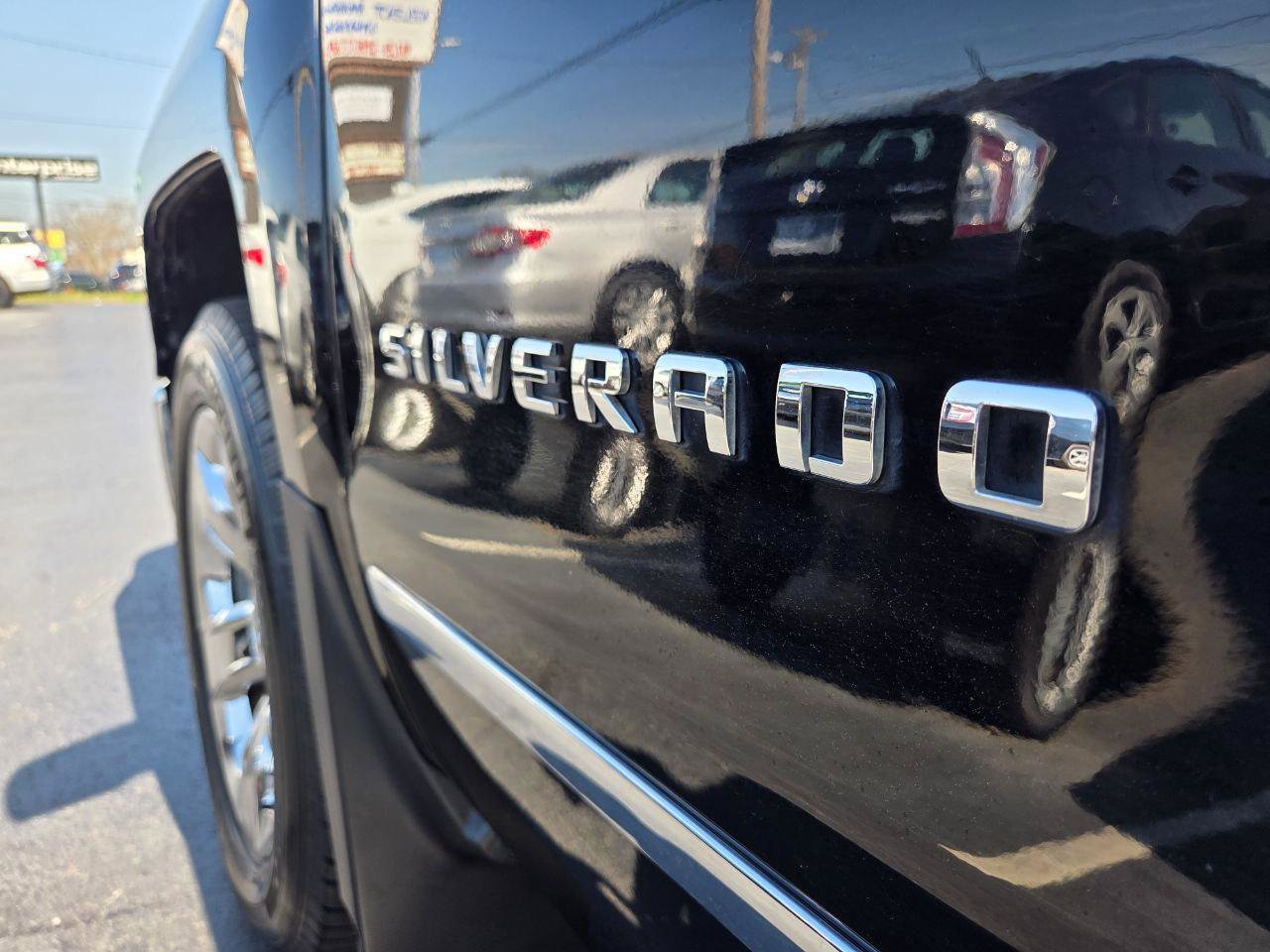 Used 2014 Chevrolet Silverado 1500 LTZ Z71 image 12