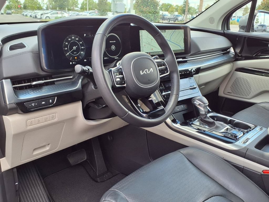 Used 2024 Kia Carnival SX Prestige FWD image 25