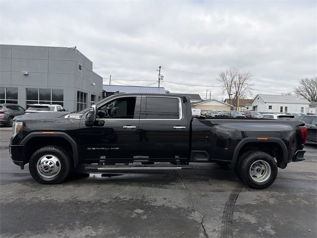Used 2022 GMC Sierra 3500 Denali w/ Technology Package image 7