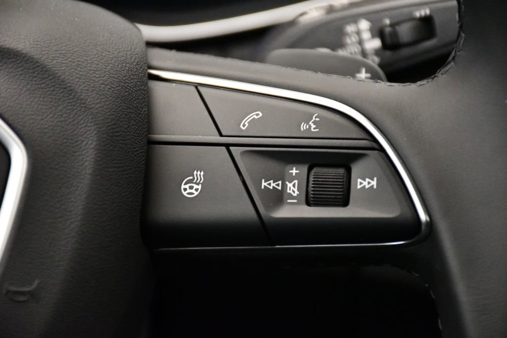 Used 2025 Audi Q5 2.0T Premium Plus w/ Premium Plus Package image 25