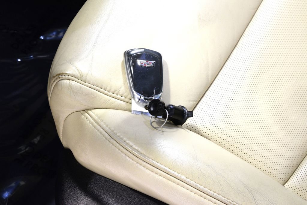 Used 2018 Cadillac XT5 Premium Luxury w/ Driver Assist Package image 39