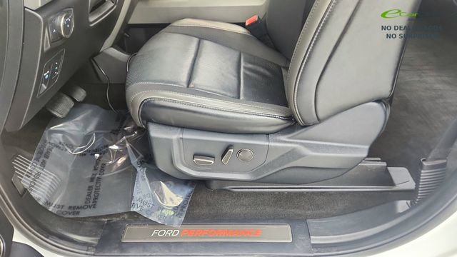 Used 2020 Ford F150 Raptor w/ Equipment Group 802A Luxury image 34