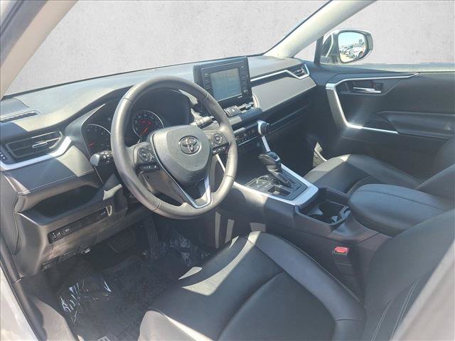 Used 2021 Toyota RAV4 XLE Premium FWD image 10