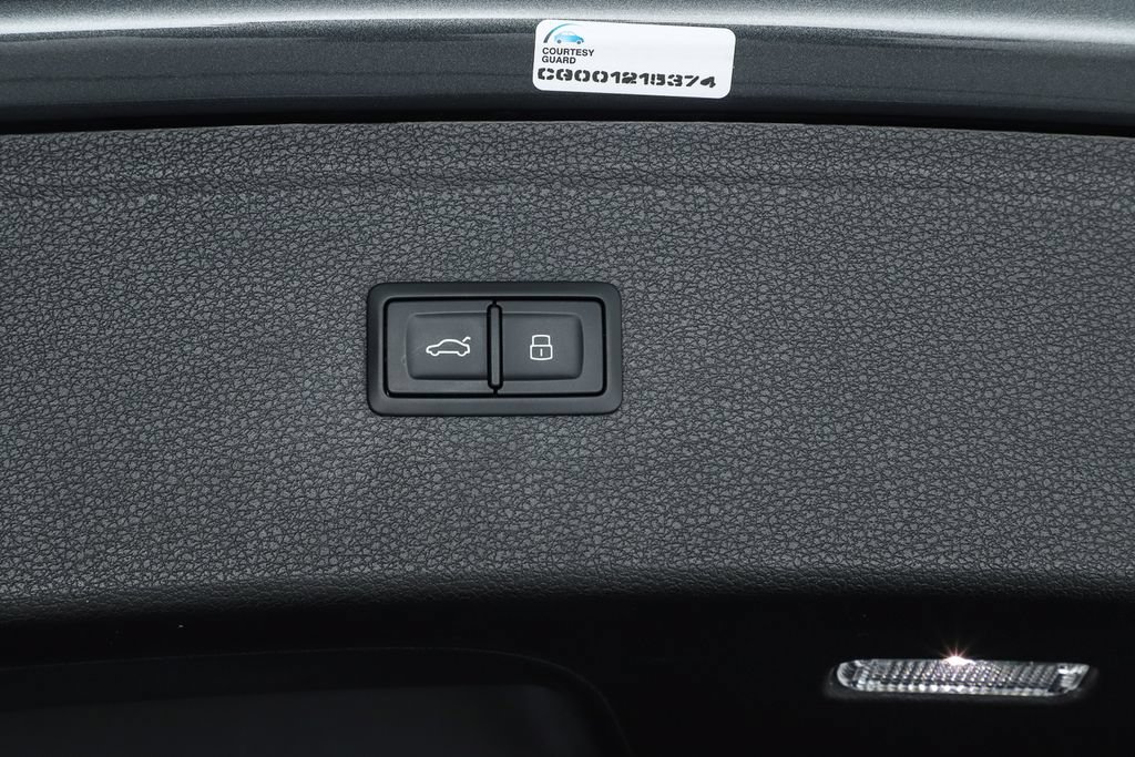Used 2023 Audi SQ5 Premium Plus w/ Premium Plus Package AWD/4WD image 34