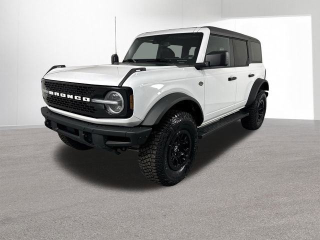 Used 2024 Ford Bronco Wildtrak image 2