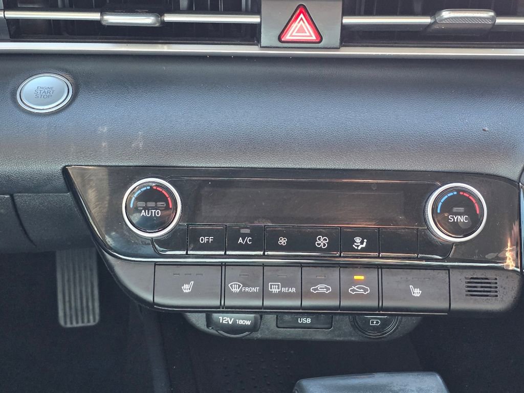 Used 2022 Hyundai Elantra SEL w/ Convenience Package image 24