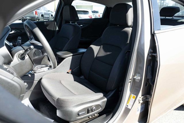 Used 2023 Chevrolet Malibu LT image 13