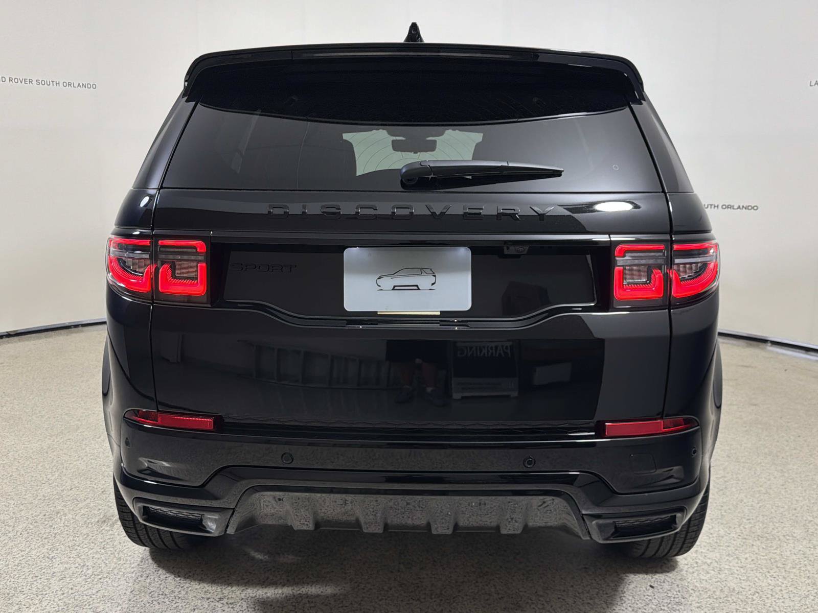 New 2026 Land Rover Discovery Sport Landmark AWD/4WD image 4