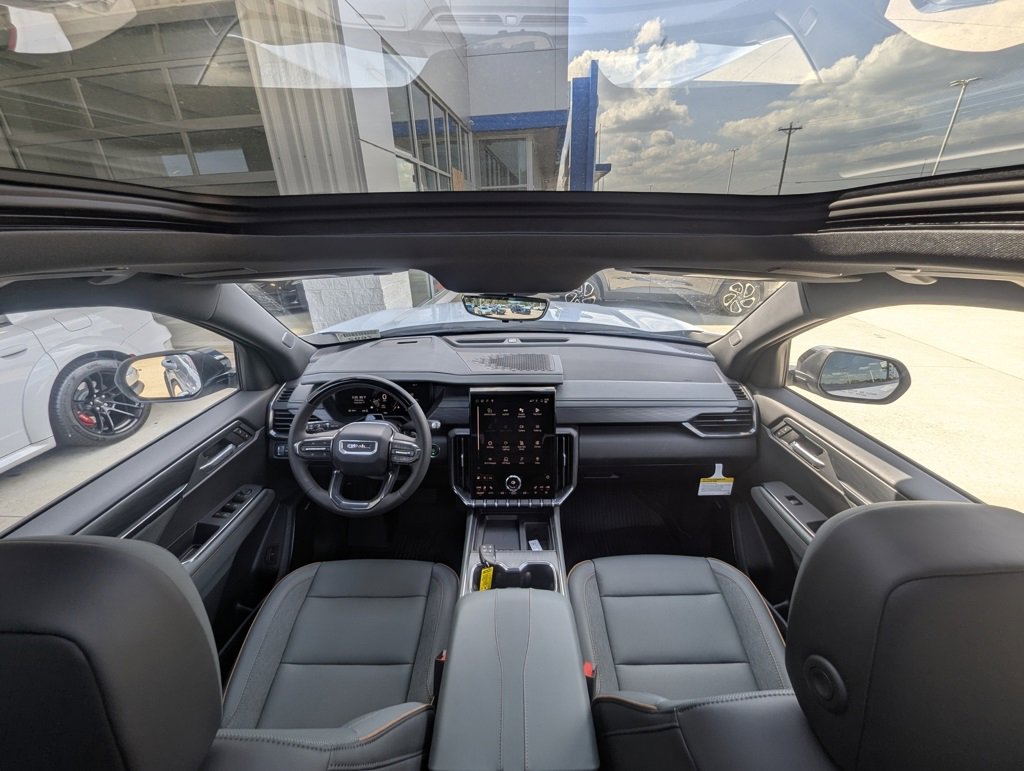 New 2026 GMC Acadia AT4 w/ Super Cruise Package image 18