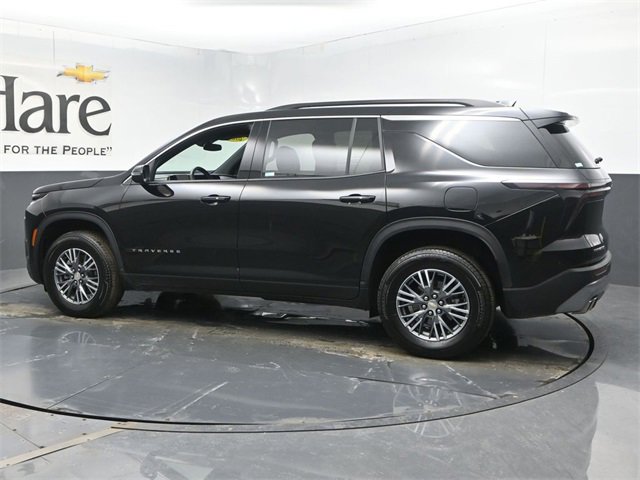 Used 2025 Chevrolet Traverse LT image 53