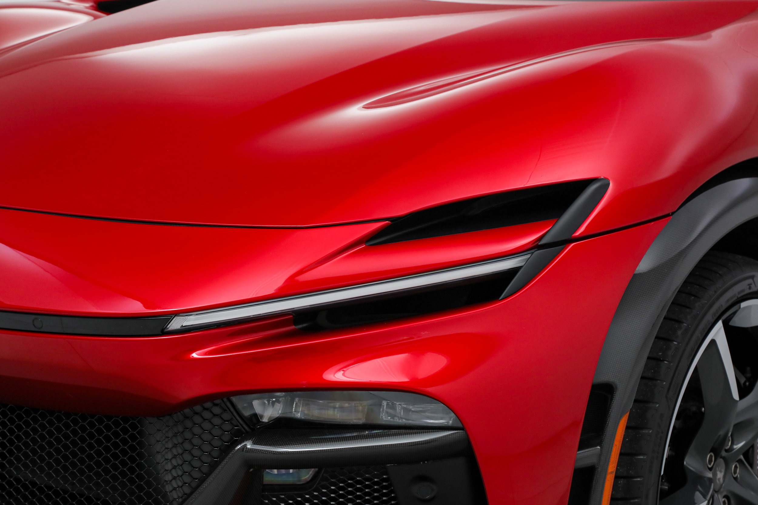 Certified 2024 Ferrari Purosangue AWD/4WD image 18