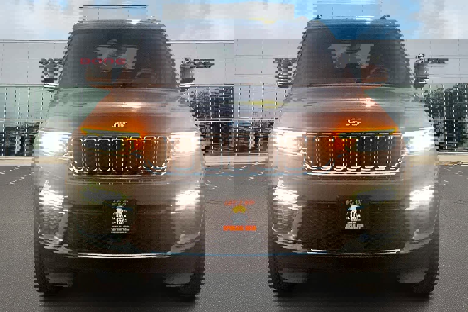 Used 2024 Jeep Grand Cherokee Limited 4xe image 6