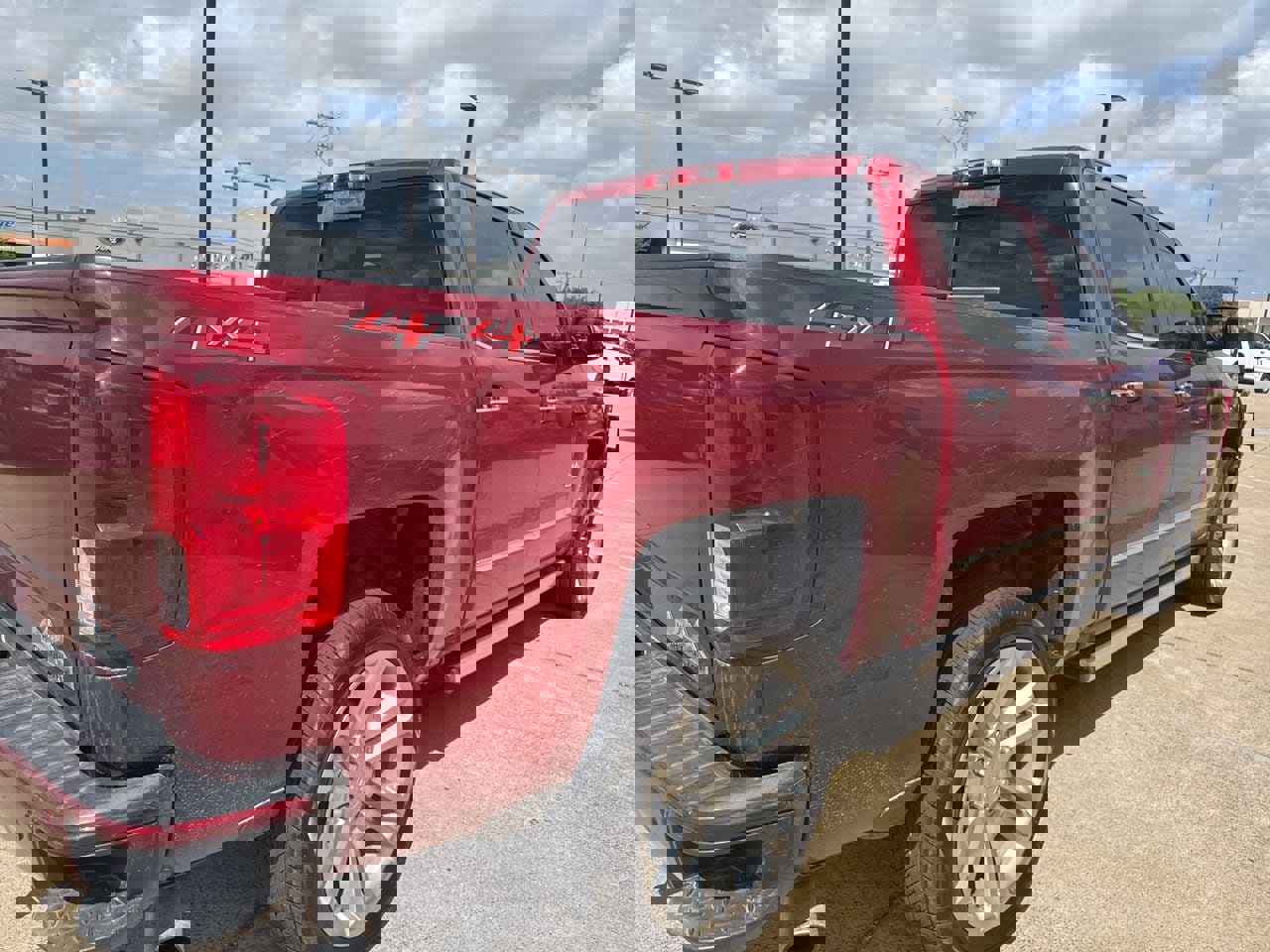 Used 2018 Chevrolet Silverado 1500 High Country image 6