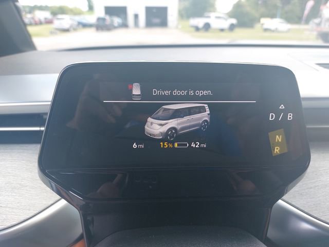 New 2025 Volkswagen ID. Buzz Pro S image 11