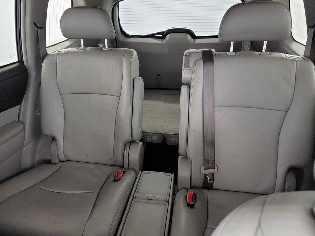 Used 2013 Toyota Highlander SE AWD/4WD image 13