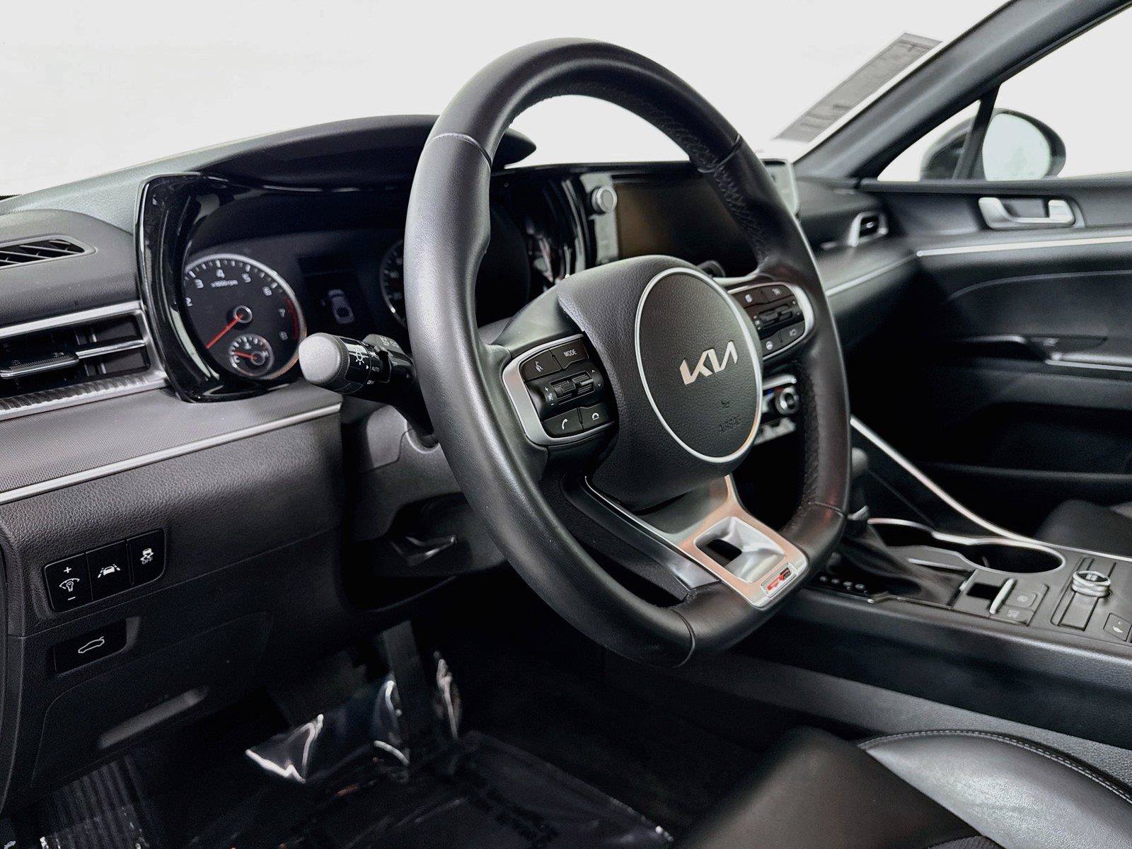 Used 2022 Kia K5 GT-Line FWD image 4