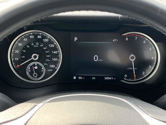 Used 2023 Genesis G70 2.0T image 23