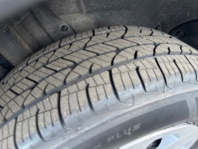 Used 2024 Toyota RAV4 LE image 28