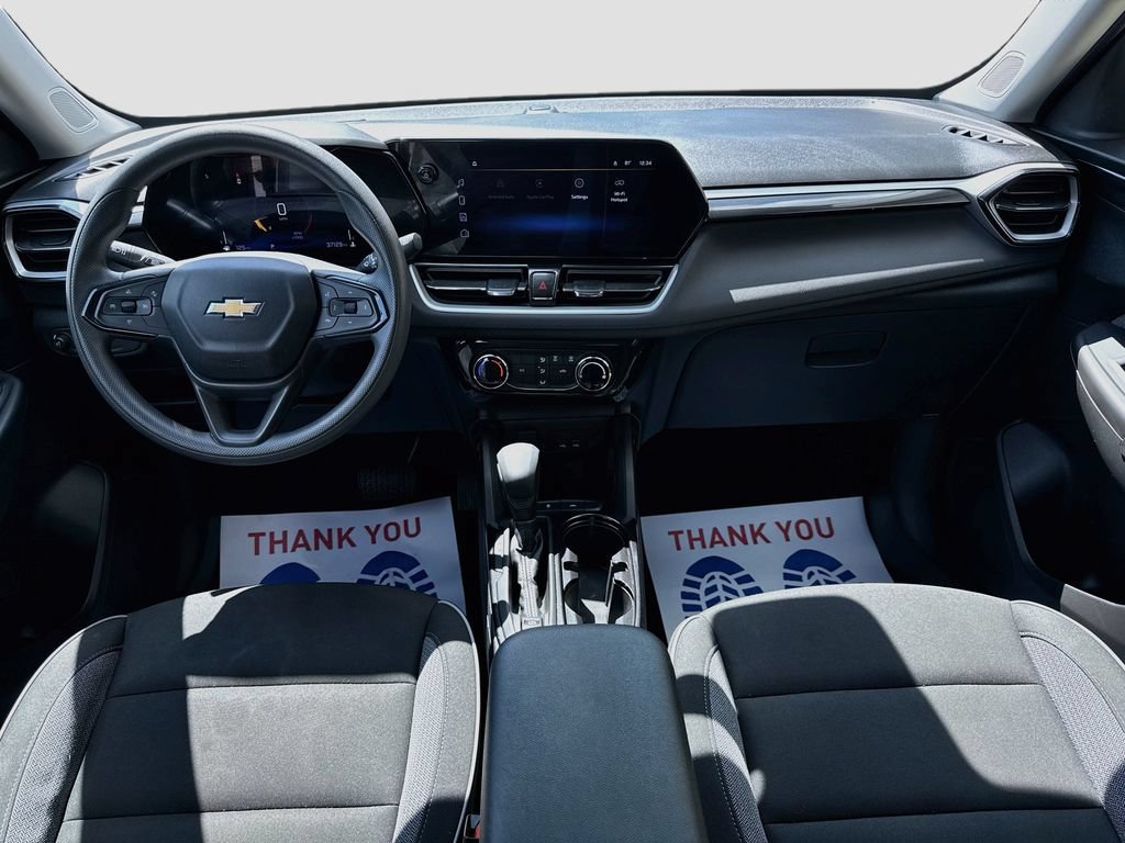 Used 2025 Chevrolet TrailBlazer LT FWD image 20