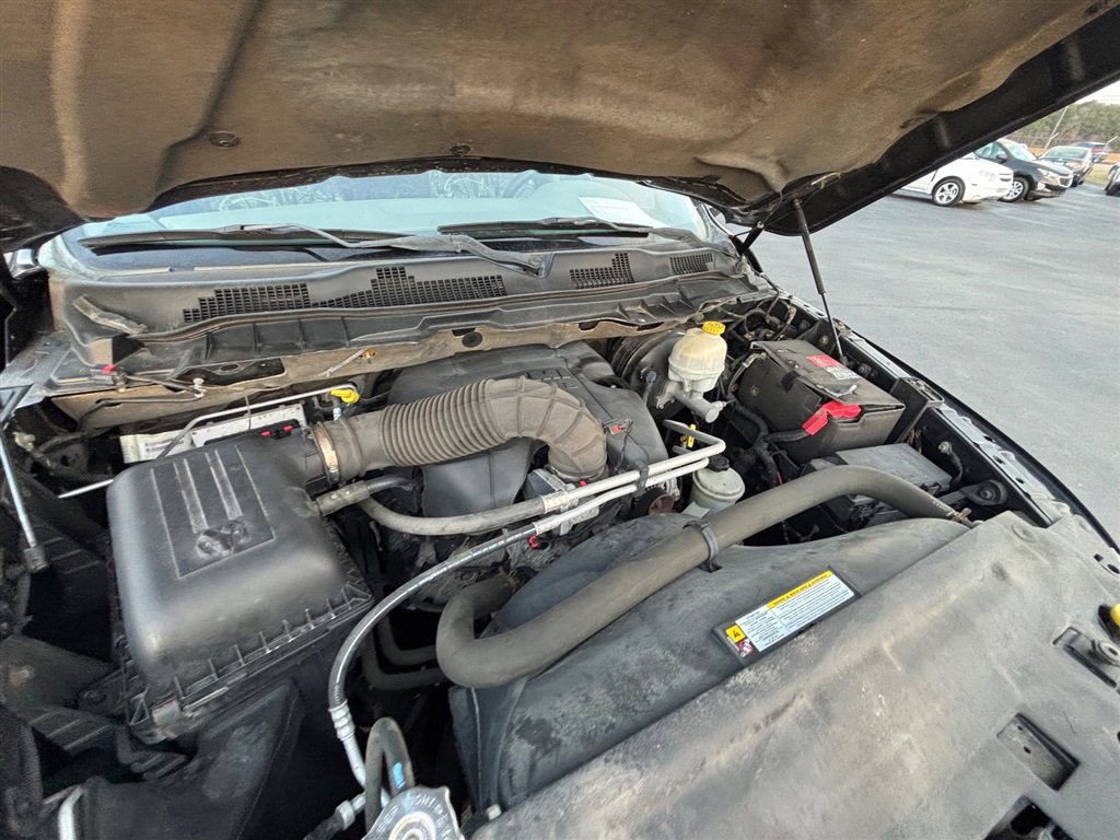 Used 2012 RAM 1500 Express image 27
