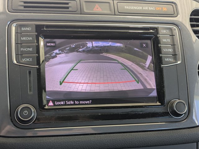 Used 2017 Volkswagen Tiguan S FWD image 9