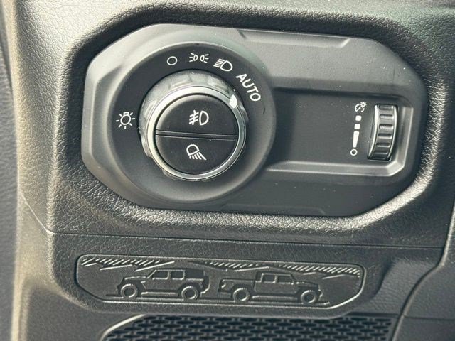 New 2026 Jeep Gladiator Sport AWD/4WD image 13