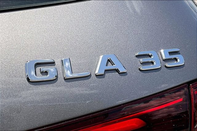 Used 2024 Mercedes-Benz GLA 35 AMG 4MATIC image 21